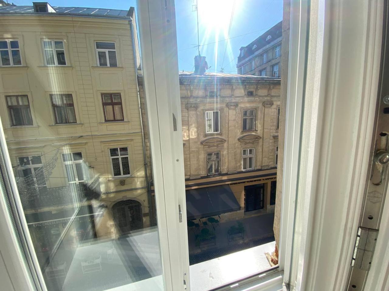 Feel Lviv! Old City Apartment Экстерьер фото