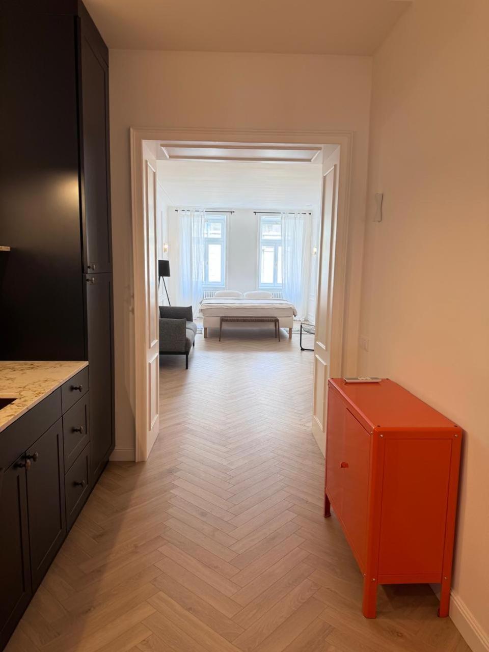 Feel Lviv! Old City Apartment Экстерьер фото
